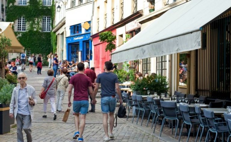 Meeting the French: LGBT Guided Tour of the Marais Image