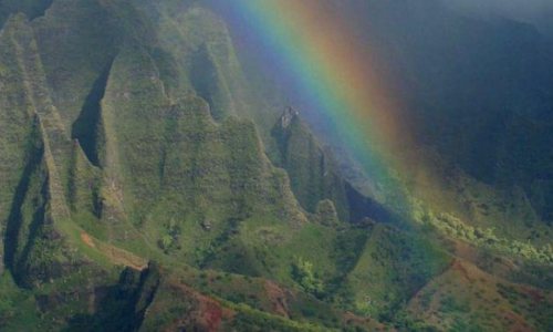 The 3 Best Gay-Friendly Honeymoon Spots in Hawaii