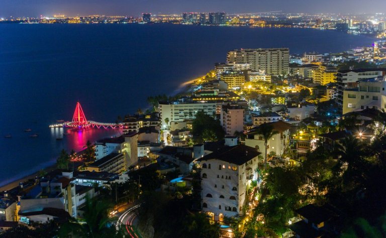 Gay & Away in Puerto Vallarta? Here’s What You Need to Know Image