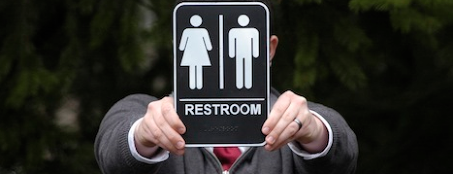 Arizona Law Threatens to Arrest Transgender People Main Image